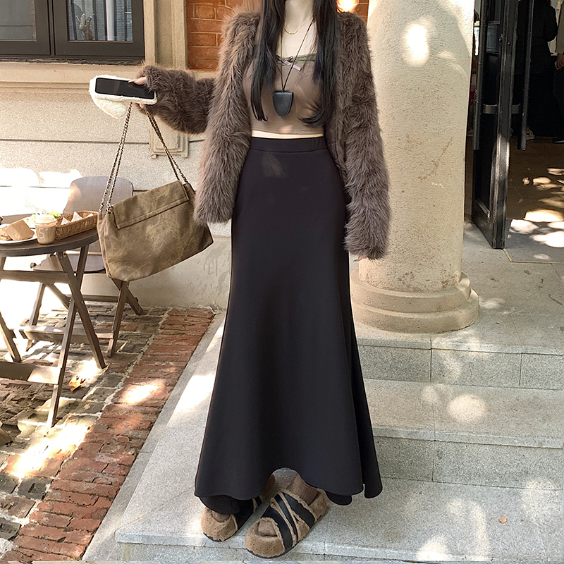 轻奢优雅风黑色鱼尾半身裙女秋冬高腰显瘦A字长裙垂感宽松包臀裙