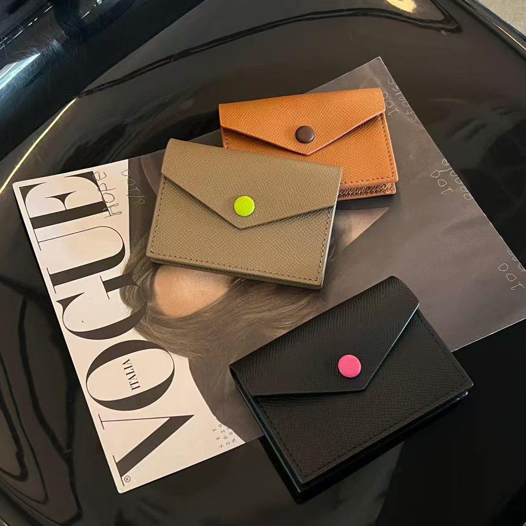 新款牛皮卡包女2025新款时尚百搭迷你小钱包卡夹证件包零钱包