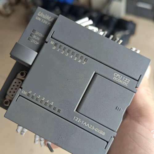 议价-UniMAT CPU122-1AA23-0XB8，二手拆机P