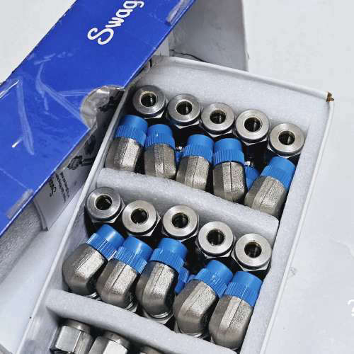 议价-世伟洛克SS-400-2-2不锈钢卡套管接头，外螺纹弯头，1