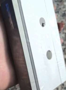 议价-亚德客气动双轴气缸TR32-50，拆机9成新，功能完好。白色