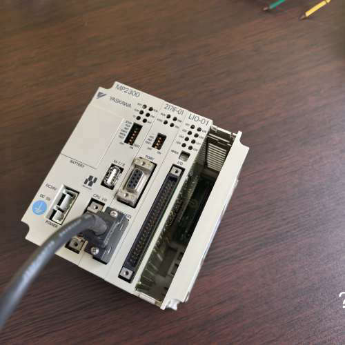 议价-拆机安川PLC模块成色如图，暴力拆机功能包好，外壳破损见图