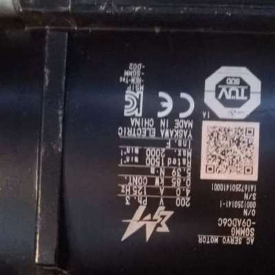 议价-SGMMG-09ADC6C二手拆机，成色不错，实物拍摄，需要