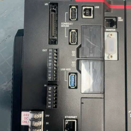 议价-基恩士控制器XG-X2802。成色漂亮。功能完好。实物拍摄