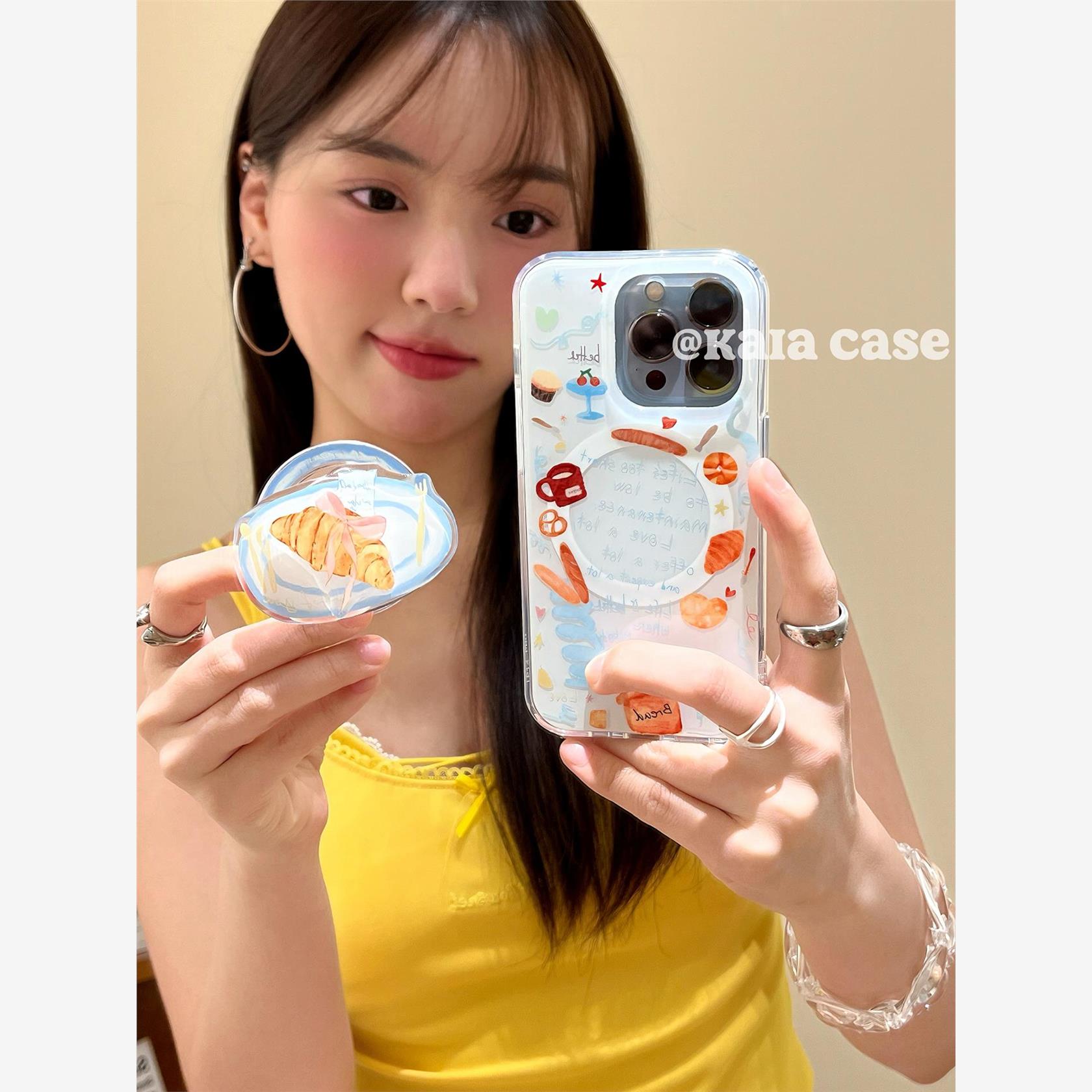 小众彩绘美味面包旋转牛角包适用苹果16promax手机壳iphone13新款15女14pro磁吸支架16pro全包防摔手机套