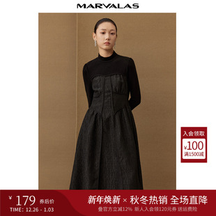 法式 圆领拼接长袖 赫本风小黑裙 新品 曼德诗纯色收腰连衣裙2025冬季