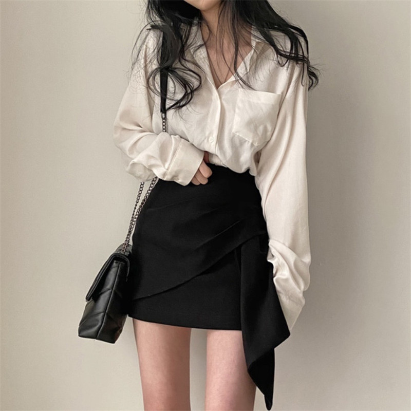 초가을 화이트 셔츠 힙업 스커트 인터넷 셀러브리티의 경쾌하고 성숙한 분위기의 여성 투피스 슈트 여신룩 스커트