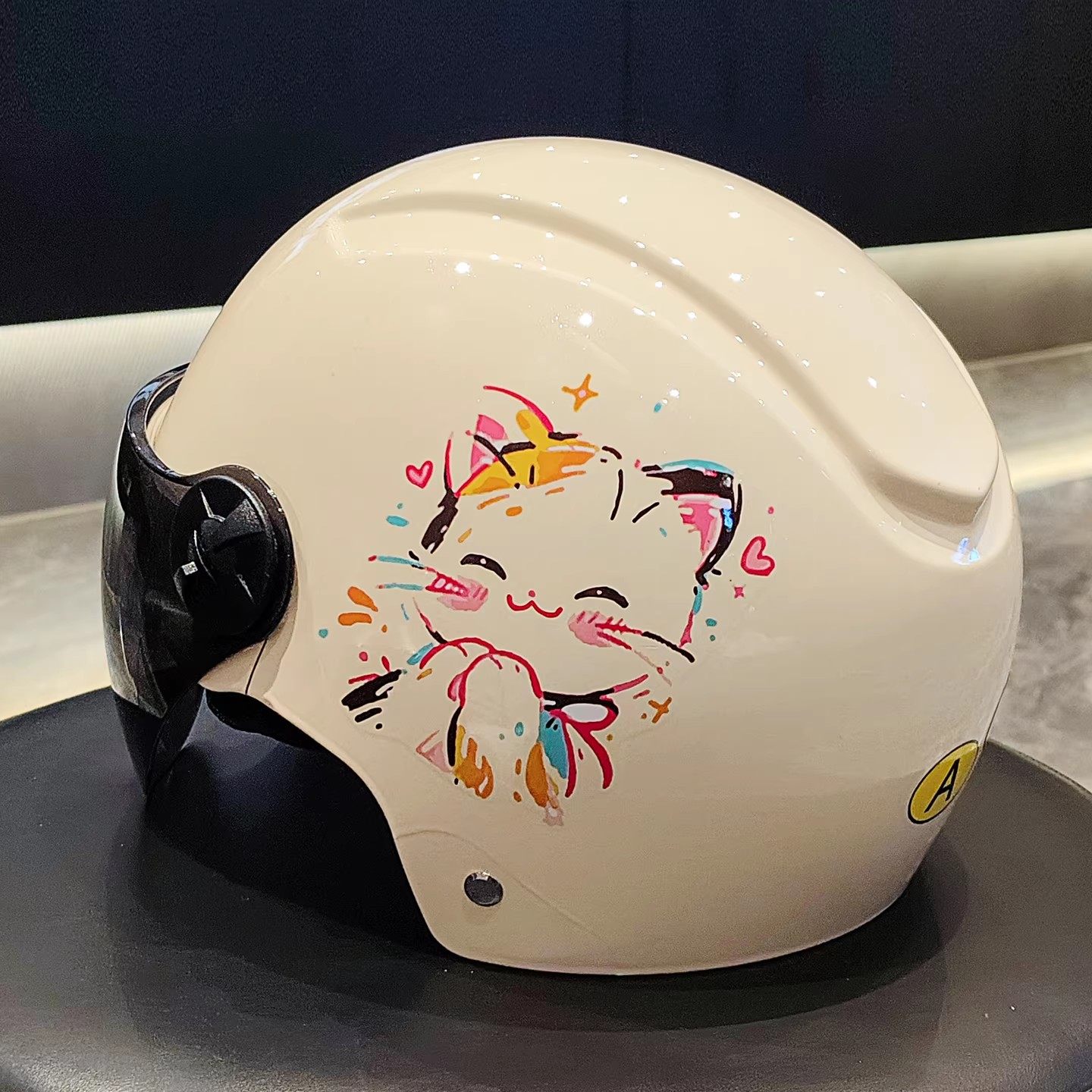 3C认证电动车头盔男女机车摩托车安全帽新夏季防晒四季可爱半盔