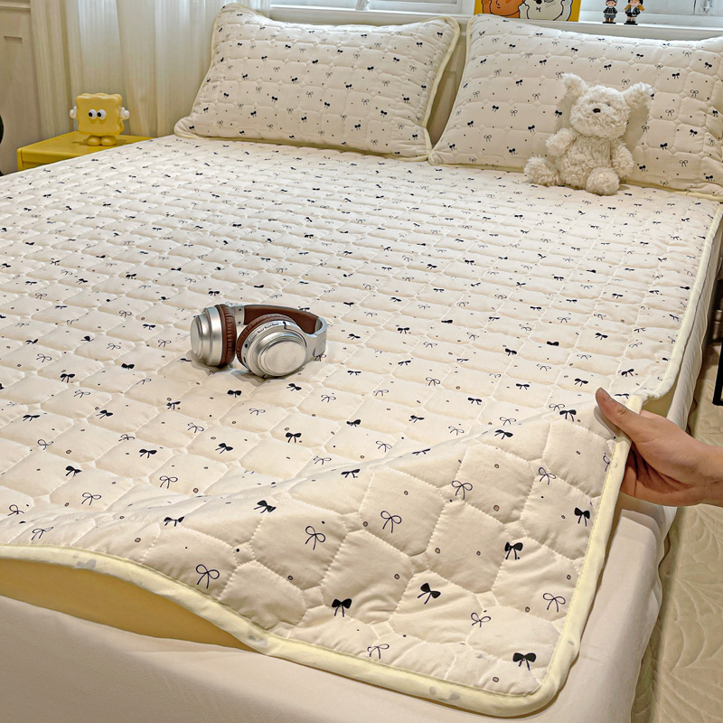 水洗棉床垫软垫子租房专用学生垫被家用夏季薄款防滑床褥子保护罩
