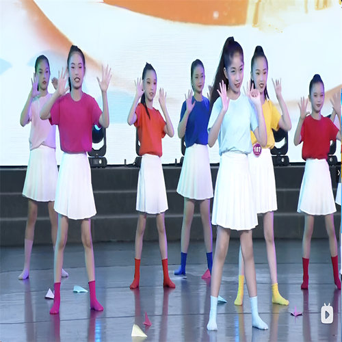 孩子的天空舞蹈服儿童演出服糖果色小学生团体班服六一儿童表演服