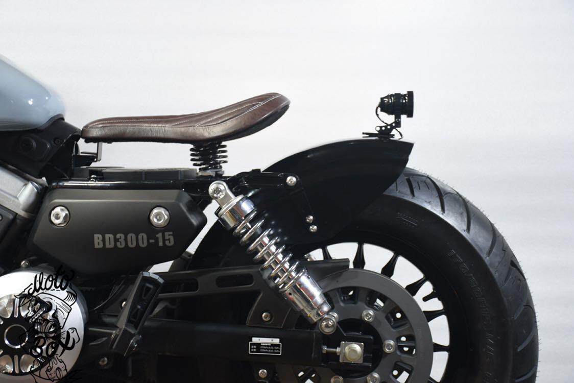 金吉拉300改装坐垫弹簧双坐垫奔达bd厚皮坐bobber 手工坐凳直装