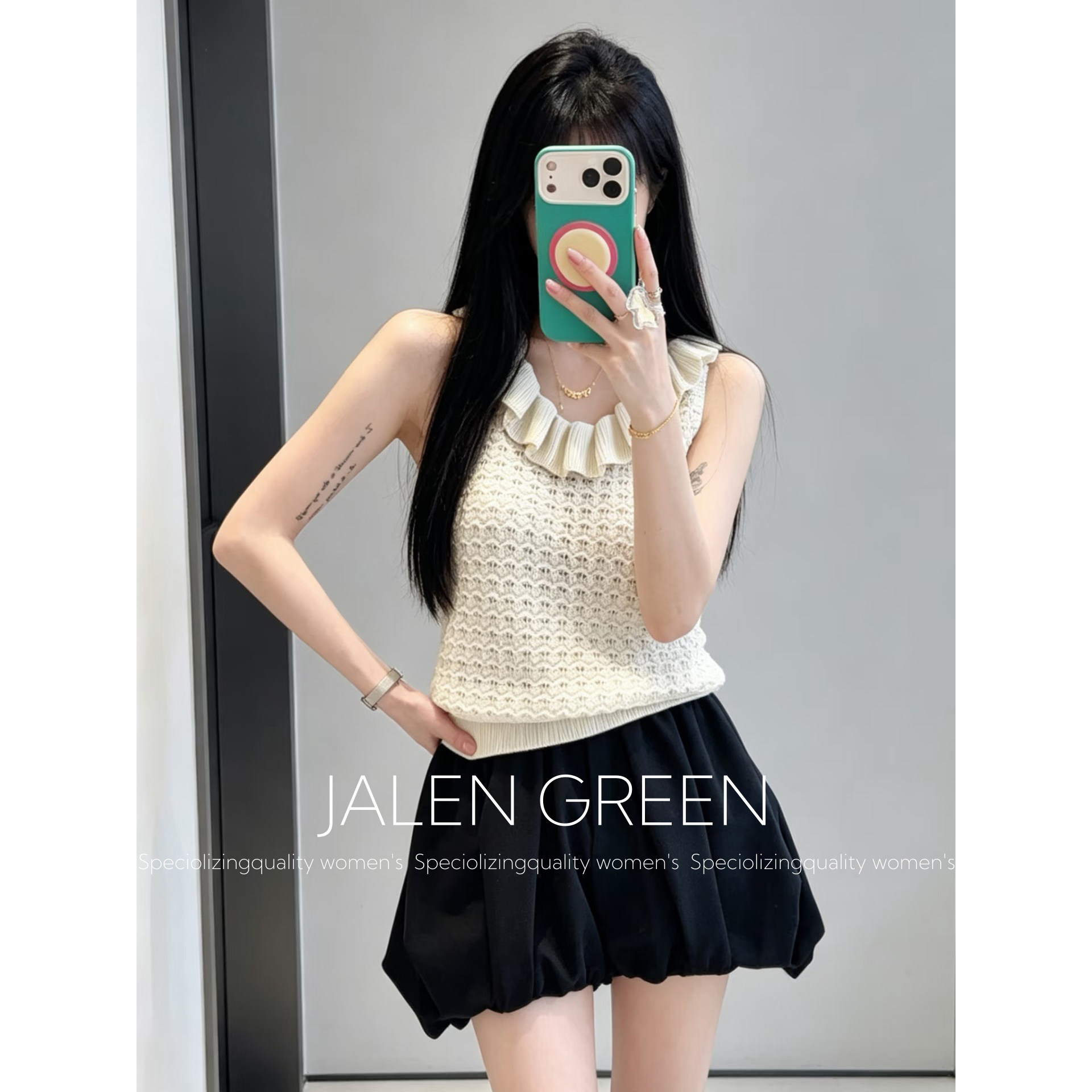 JALEN GREEN/高级又显贵!26ss温柔风荷叶领边镂空针织纯色背心女