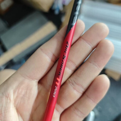 尤尼克斯弓箭11 Tour羽毛球拍，拍框裂了，具体看图，售出
