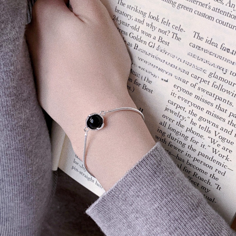 珍珠玛瑙虎眼石手链纯银蛇骨极简轻奢新中式手工小众设计高级饰品