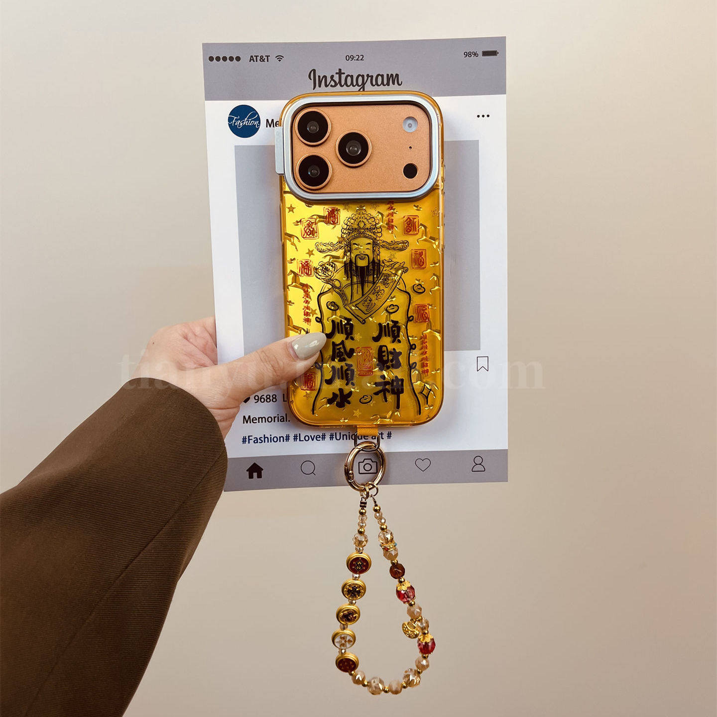 恬妤 新年顺风顺水顺财神适用于iphone17promax手机壳苹果16复古15pro国风喜庆17寓意好物14promax金色手链条,3C数码配件,手机保护套/壳,淘宝优惠券,粉丝福利购,淘宝优惠卷