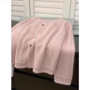 特大码 女秋冬胖MM毛衣外套240 300斤小众设计彩色纽扣圆领针织开衫