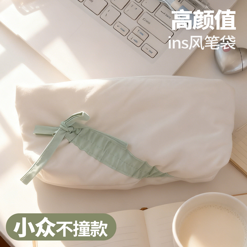 高颜值蝴蝶结笔袋芭蕾风不撞款