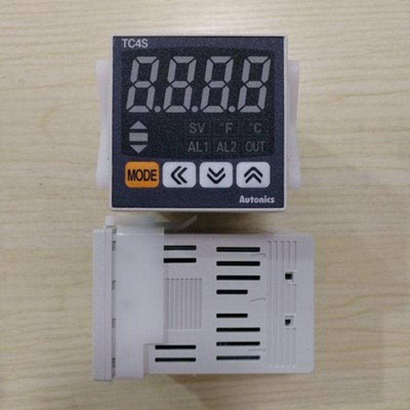 温控器TC4S-14R TC4S-24R TZ4ST-14R TC4H-14R TC4SP TCN4S-24R