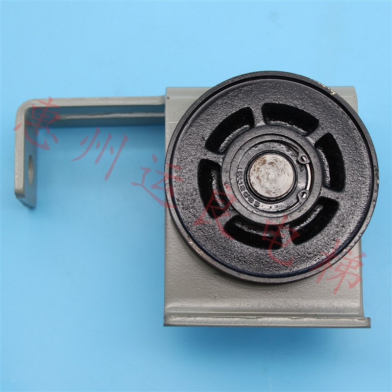 日立电梯门机皮带轮轿门滑轮组件90轿门同步涨紧轮M16508792-A原