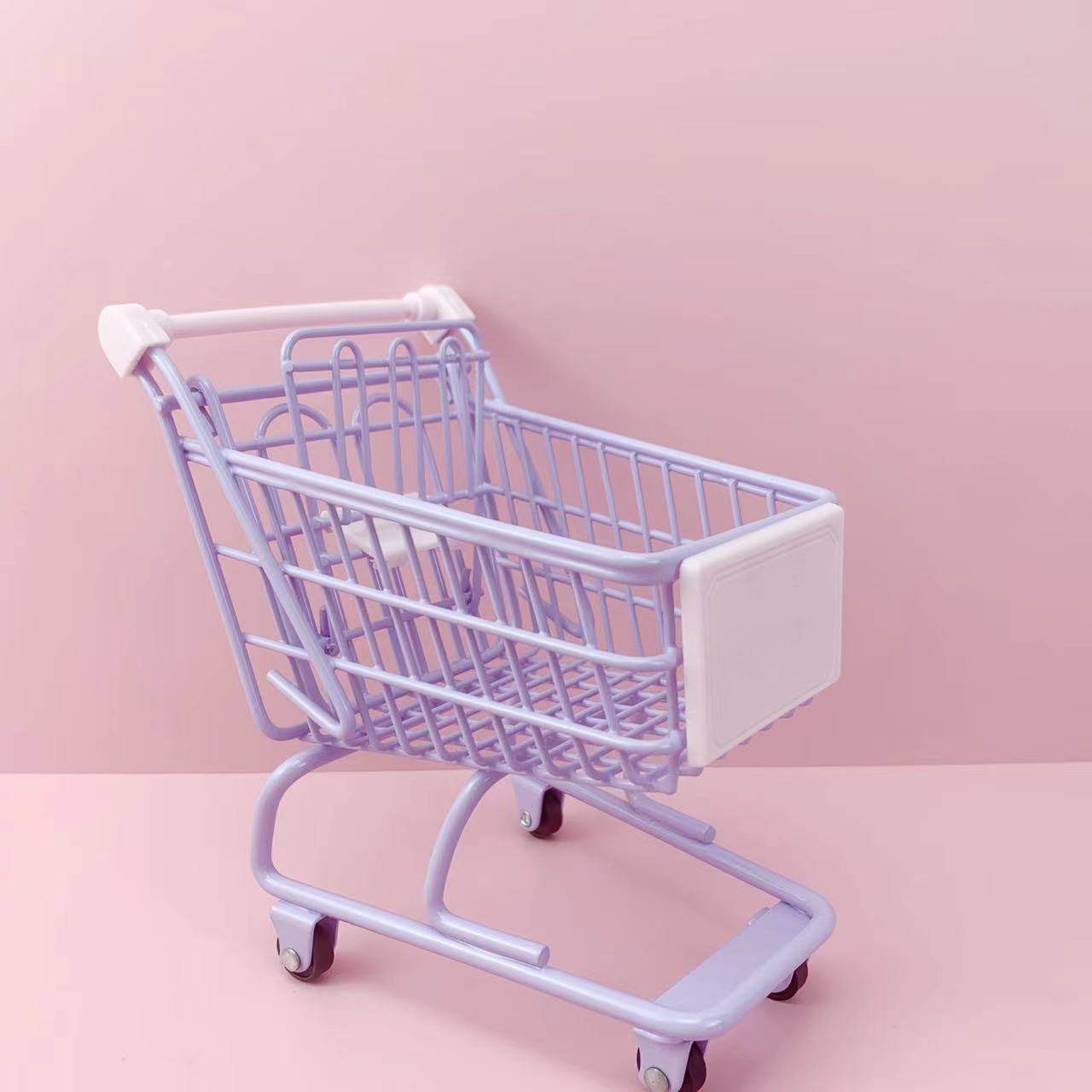 可爱粉色迷你小推车美妆蛋架少女心铁艺购物车收纳盒桌面摆件背景