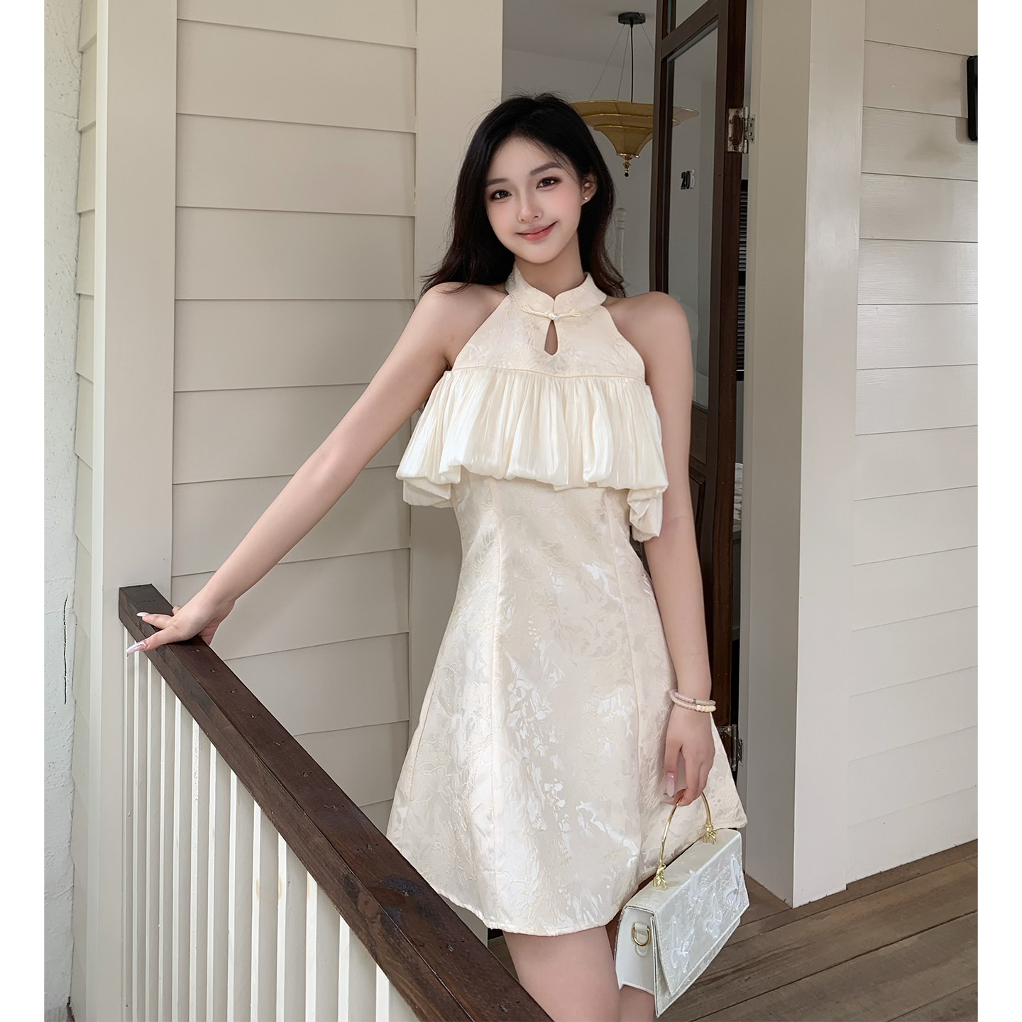 2026新款法式露肩旗袍重工欧根纱拼接新中式订婚礼服连衣裙女夏