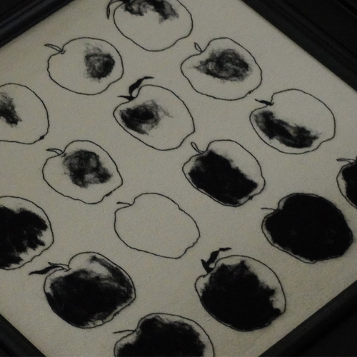 黑白简约风手工刺绣挂画