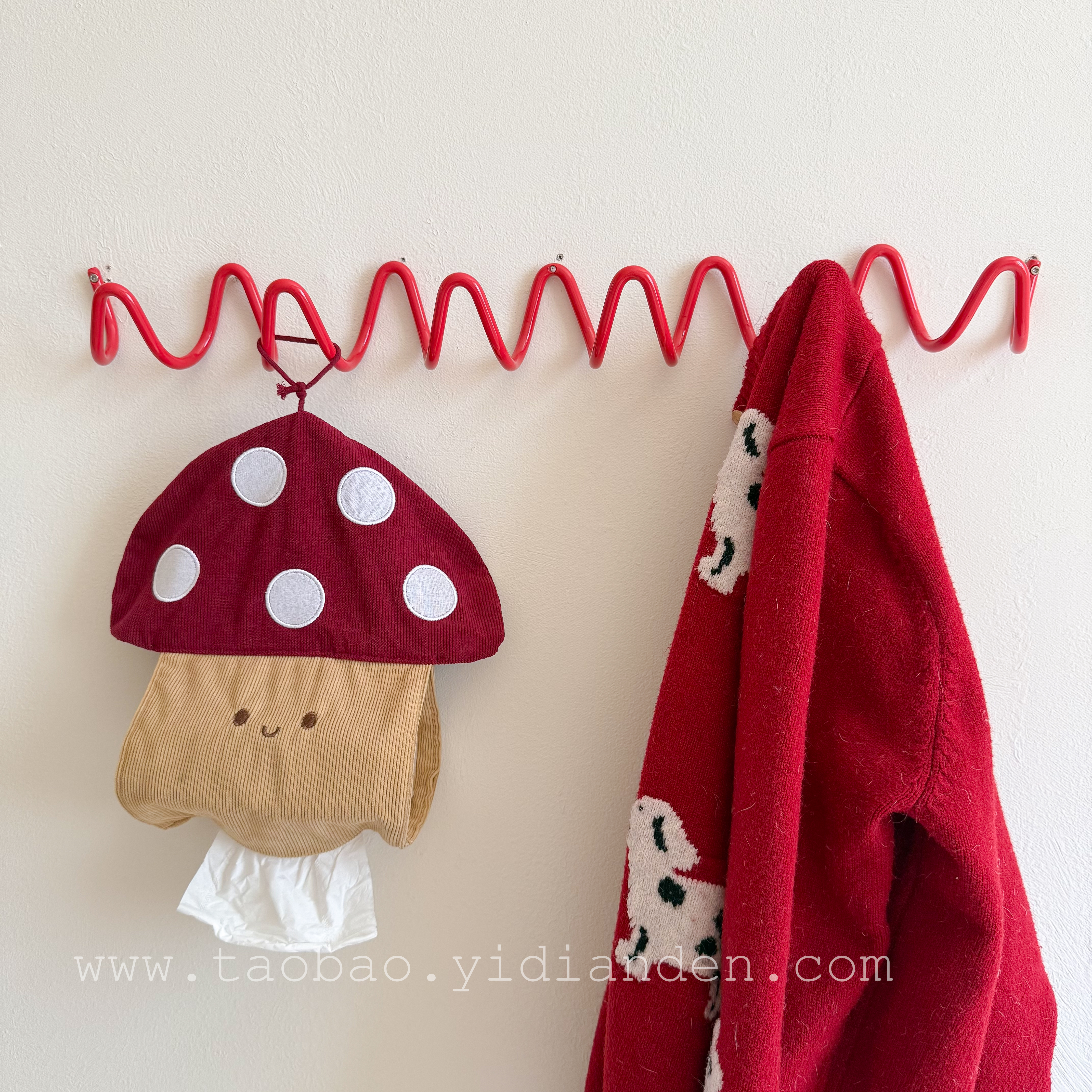 ins波浪挂钩创意红色壁挂式免打孔挂钩家用门后挂衣钩个性衣帽钩