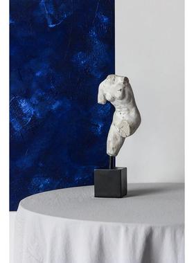 欧式复古人体雕塑石膏摆件北欧家居客厅玄关样板房人物模型艺术品