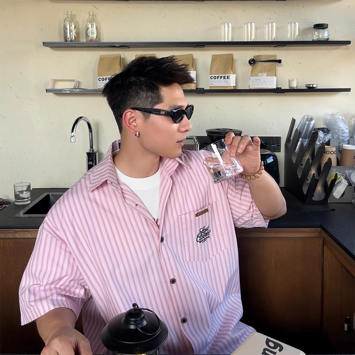 TTYM*夏季潮牌粉色条纹短袖衬衫男女男夏季休闲百搭情侣衬衣落肩,男装,衬衫,淘宝优惠券,粉丝福利购,淘宝优惠卷