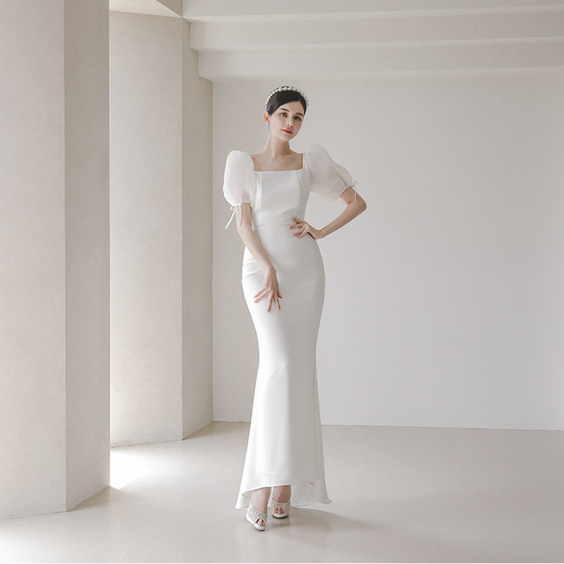 御创国际喜庆用品跨境日韩2025年新款法式缎面简约轻婚纱方领泡泡