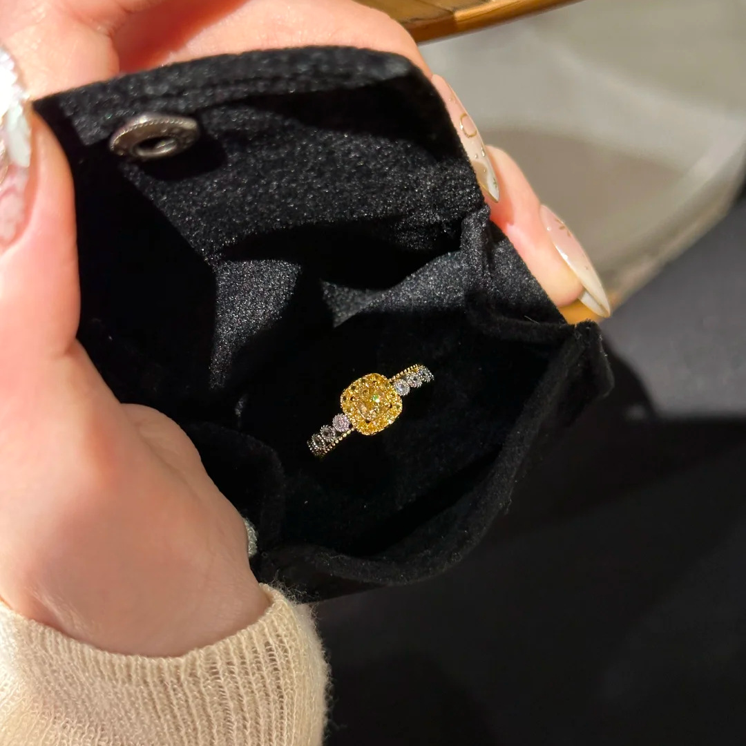 钻石之乡实验室人工培育钻老钱风植物系黄钻方糖菠萝戒指小众高级