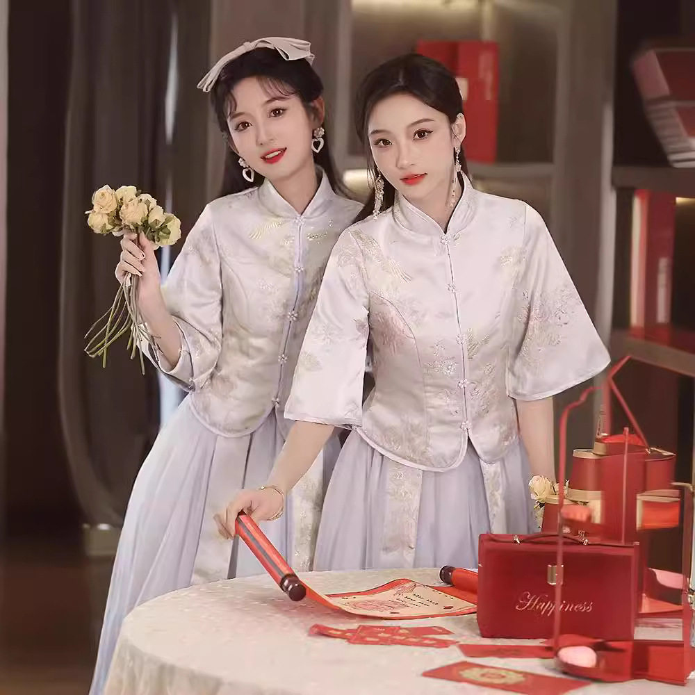 新中式复古长袖伴娘服新款姐妹团小众高级感春秋季时尚礼服套装