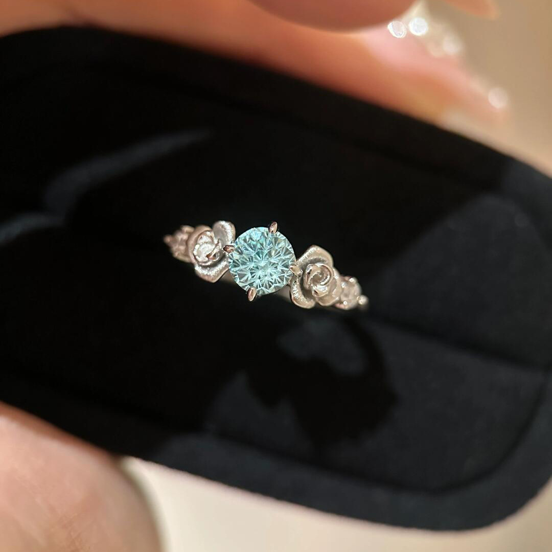 钻石之乡实验室人工培育钻清冷感帕拉伊巴色烟花切手调立体玫瑰戒