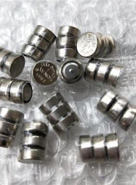 LR41/AG3纽扣电池小电池弹弓激光红外线灯瞄准器LR44三颗连组电池