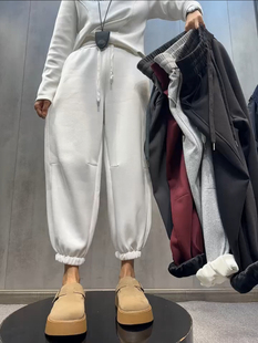 欧货定制2024冬季新款显瘦百搭束脚加绒宝宝绒休闲裤卫裤下装女潮