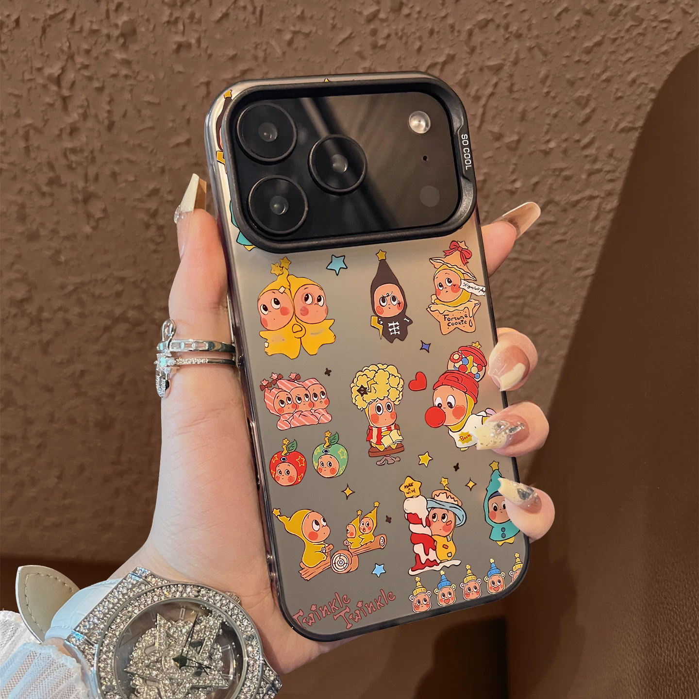 适用于苹果17promax手机壳彩色帽星星人16e支架高级感15/13彩银12套新品xr防摔xs男女款17air保护套iPhone14