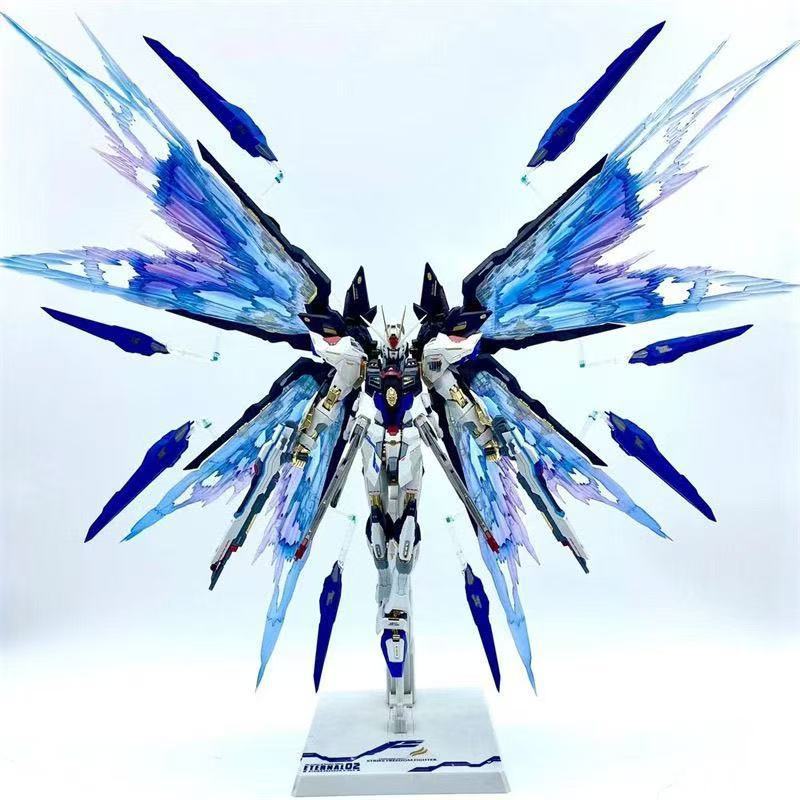 顺丰包邮 大班8802MB样式强袭自由 带光翼新头雕水贴地台拼装模型