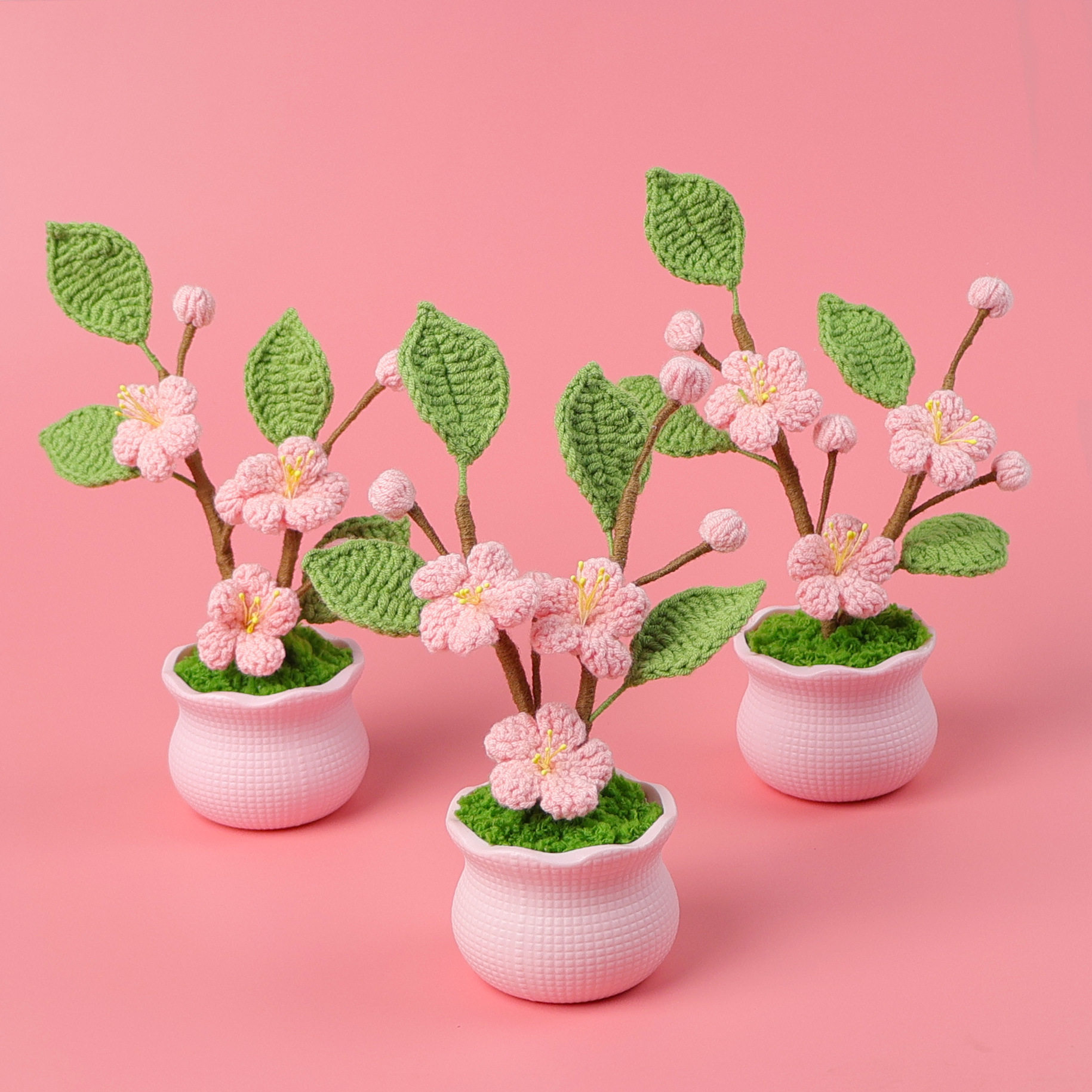 成品手工钩织雪菲线编织桃花朵朵小盆栽少女心仿真花植物桌面摆件