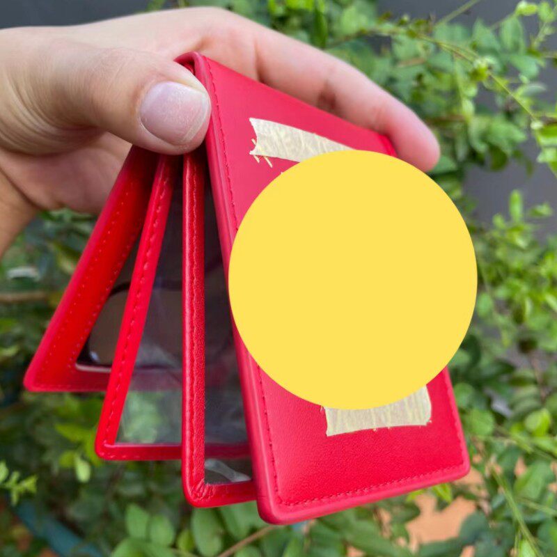  牛皮优待证保护套真皮质感证件卡套耐磨防刮多功能防护收纳卡包