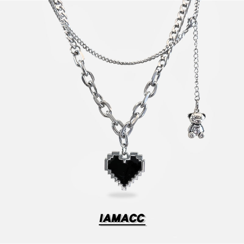 爱心小熊吊坠项链甜酷毛衣