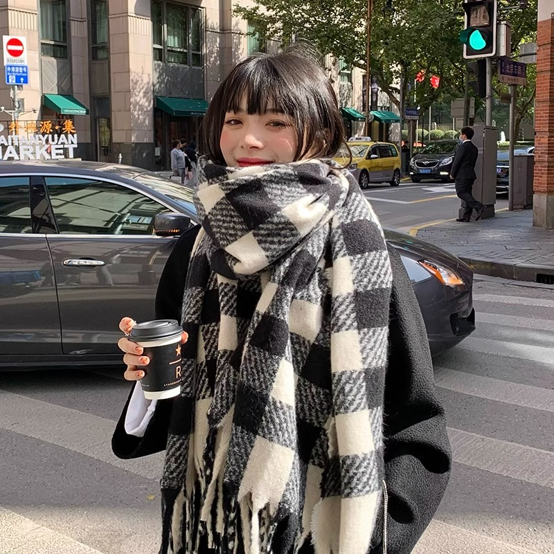 Classy key新加坡设计师联名款仿羊绒披肩保暖围脖黑白格纹