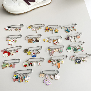 可爱卡通鞋带扣DIY鞋面装饰品德训鞋别针装饰裤子腰围收紧别针扣