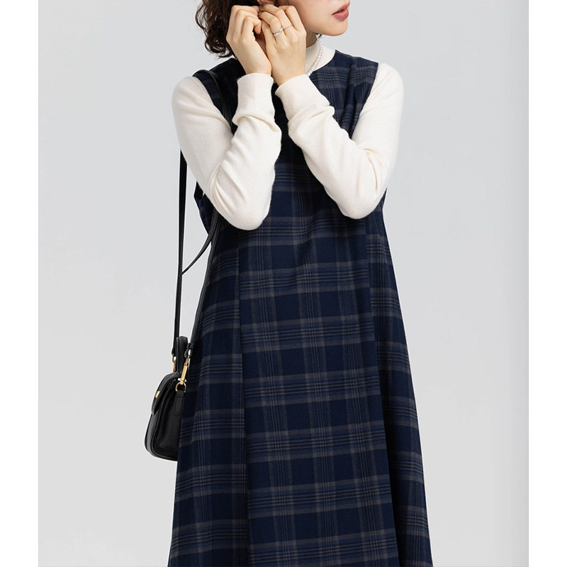 秋冬叠穿好物 复古时髦藏蓝格纹背心裙中长款宽松显瘦连衣裙