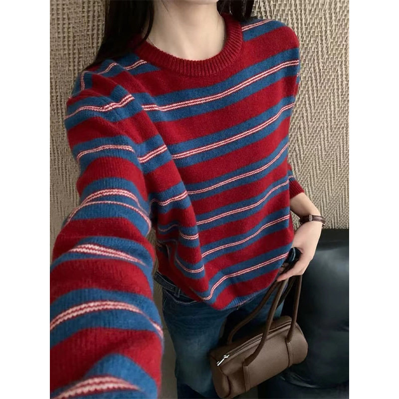 设计感红色条纹圆领长袖针织衫毛衣女早秋穿搭小个子宽松短款上衣