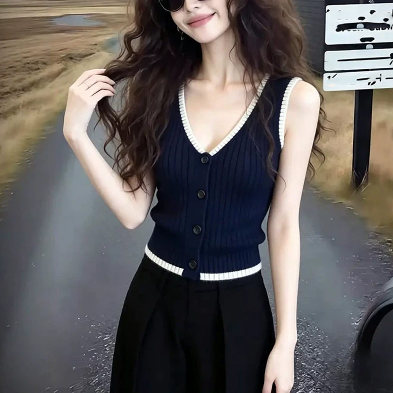 今年流行的爆款女装夏季2026新款拼色针织背心外穿漂亮巨好看上衣