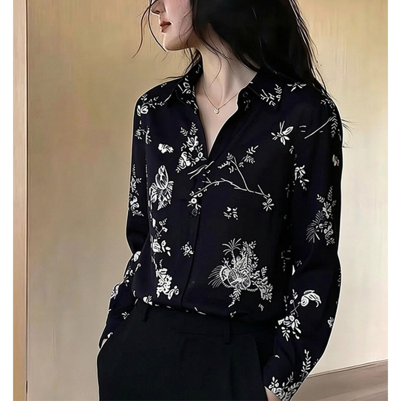 复古风黑色印花POLO领衬衫女装春夏季新款高级感轻奢上衣