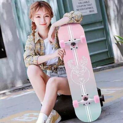 DOGGIES闪光四轮双翘板5-18岁男孩女生初学者滑板儿童刷街代步板