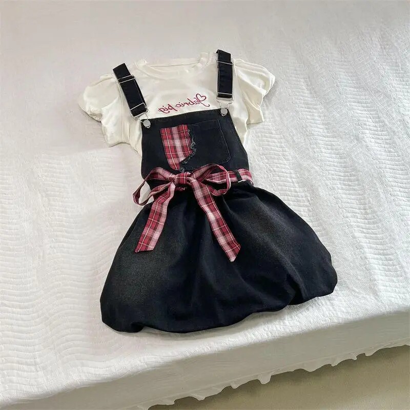 日韩设计感黑色拼接牛仔背带花苞裙女百搭短袖T恤两件套装