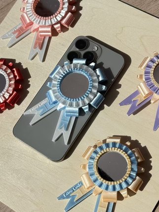 Extro Code｜徽章手机支架 磁吸气囊支架原创设计 搞发明的eo授权