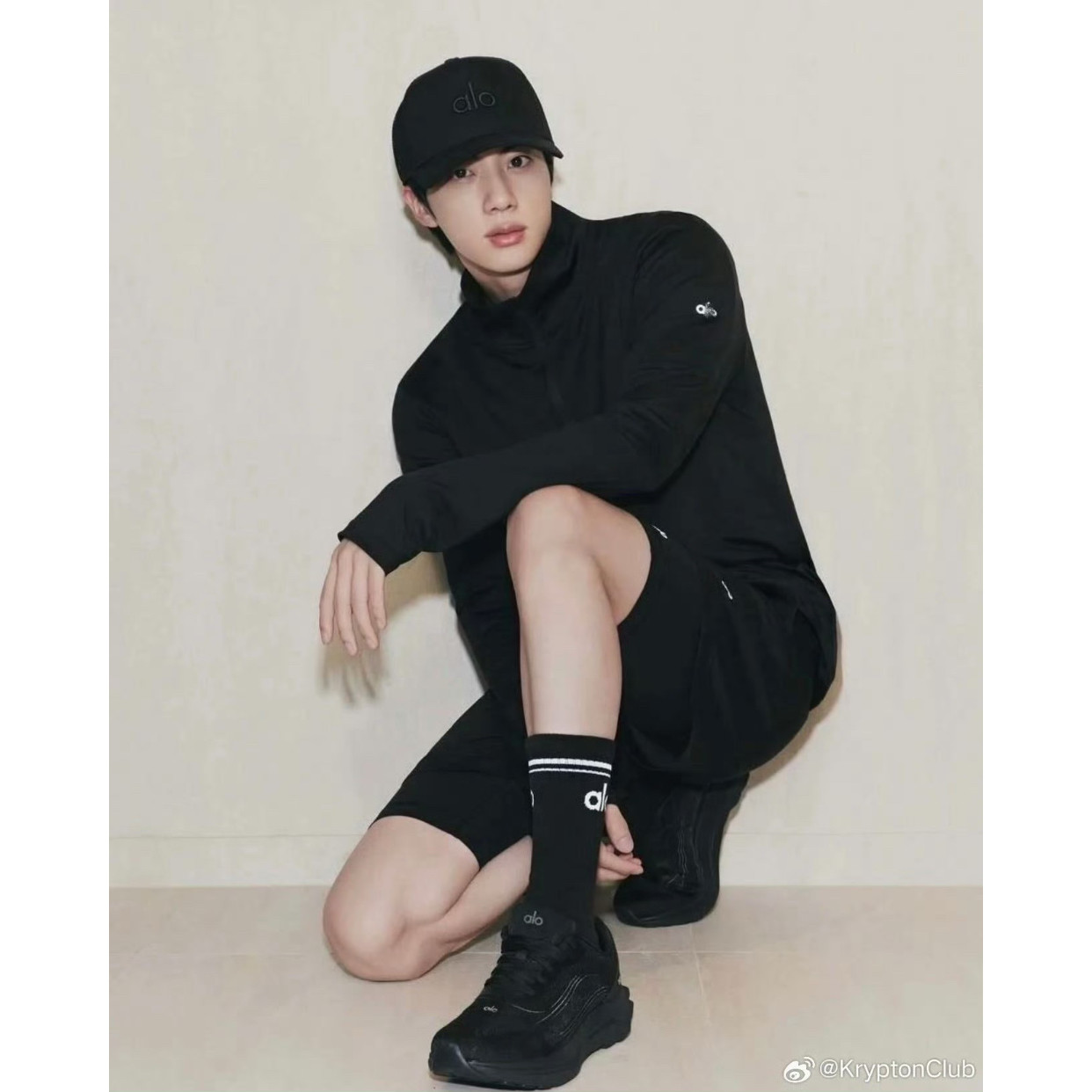 thumbnail for [King of Commuting] Self-Produced Alo-style Half-Zipper Long-Sleeve Lightweight Outdoor Sun Protection Summer Quick-Dry Fitness Training Wear